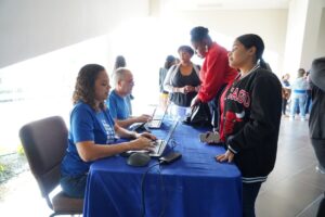 Proyecto Samy - Conferencia 2022 - Enfrentar & Afrontar